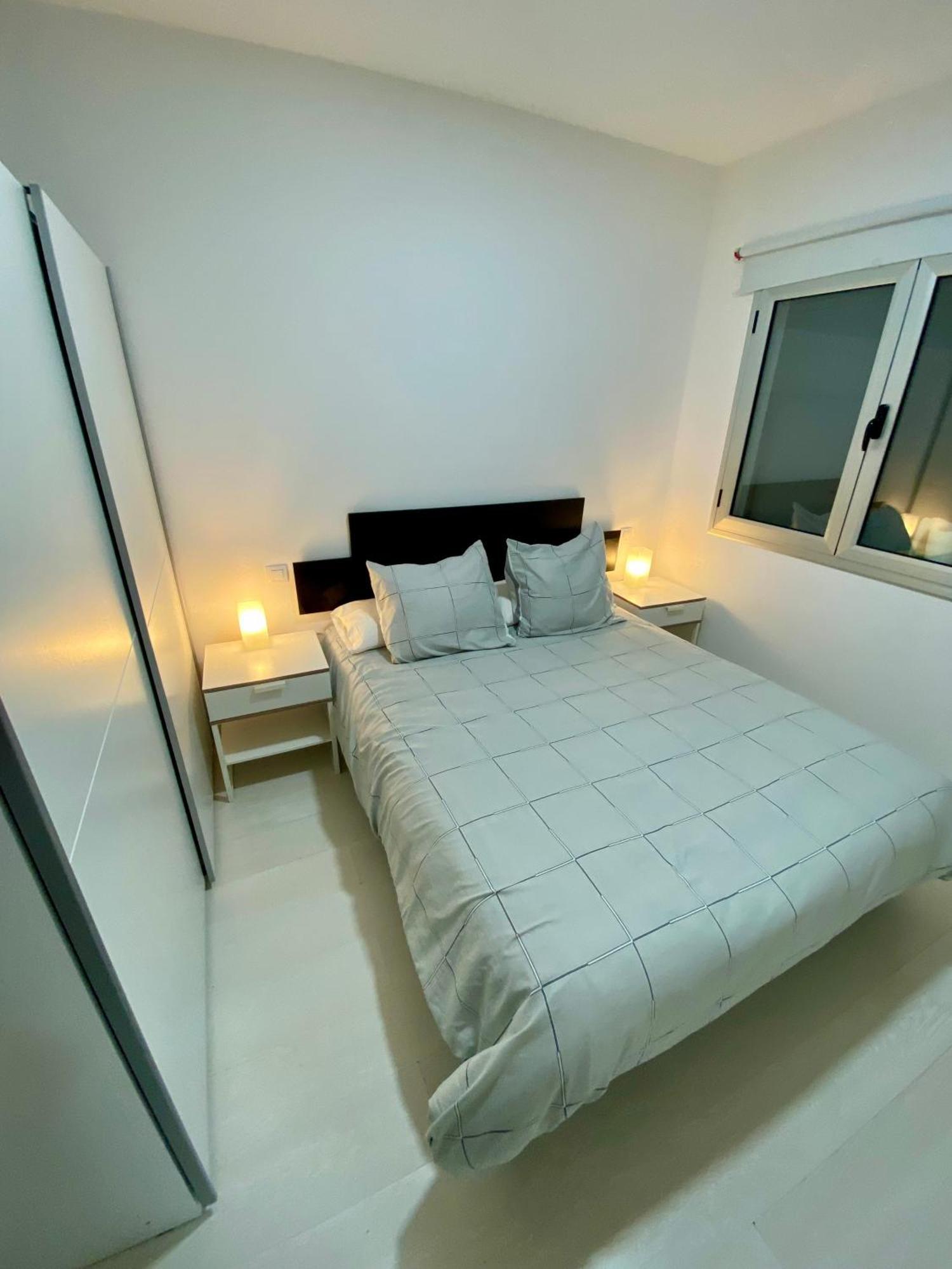 Apartment With A Patio In Las Canteras ลาสปัลมาส เด กรานคานาเรีย ภายนอก รูปภาพ